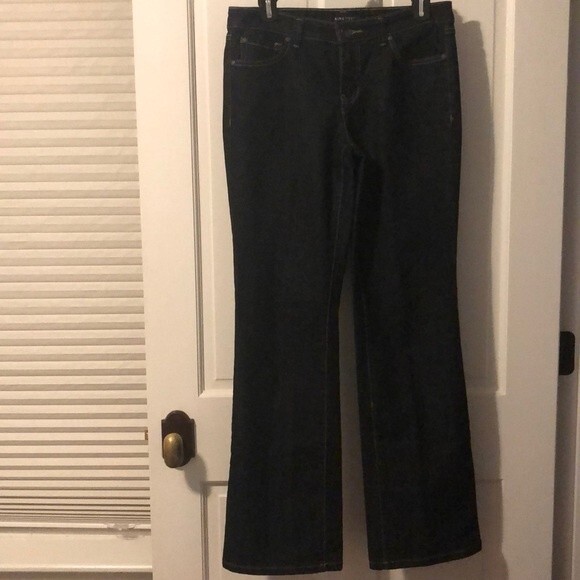 Nine West Indigo Dark Wash Boot Cut Rhinestone Embellished Jeans Size 6 - Picture 1 of 12